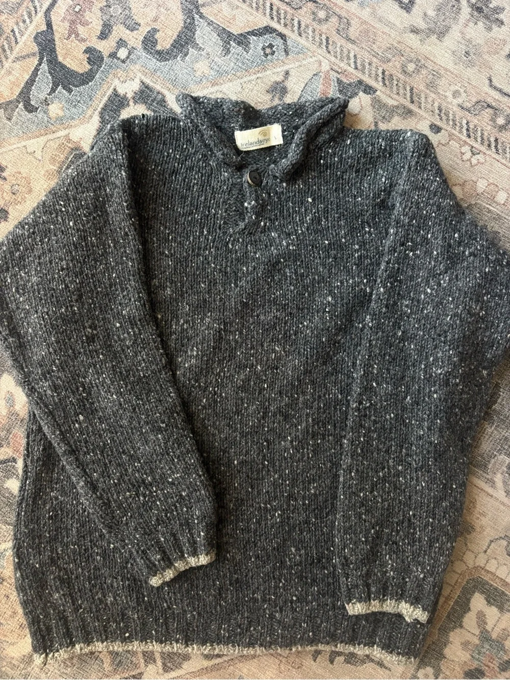 Aran sweater IrelandsEye Men's Charcoal Grey Tweed Wool Henley Sweater Sz large